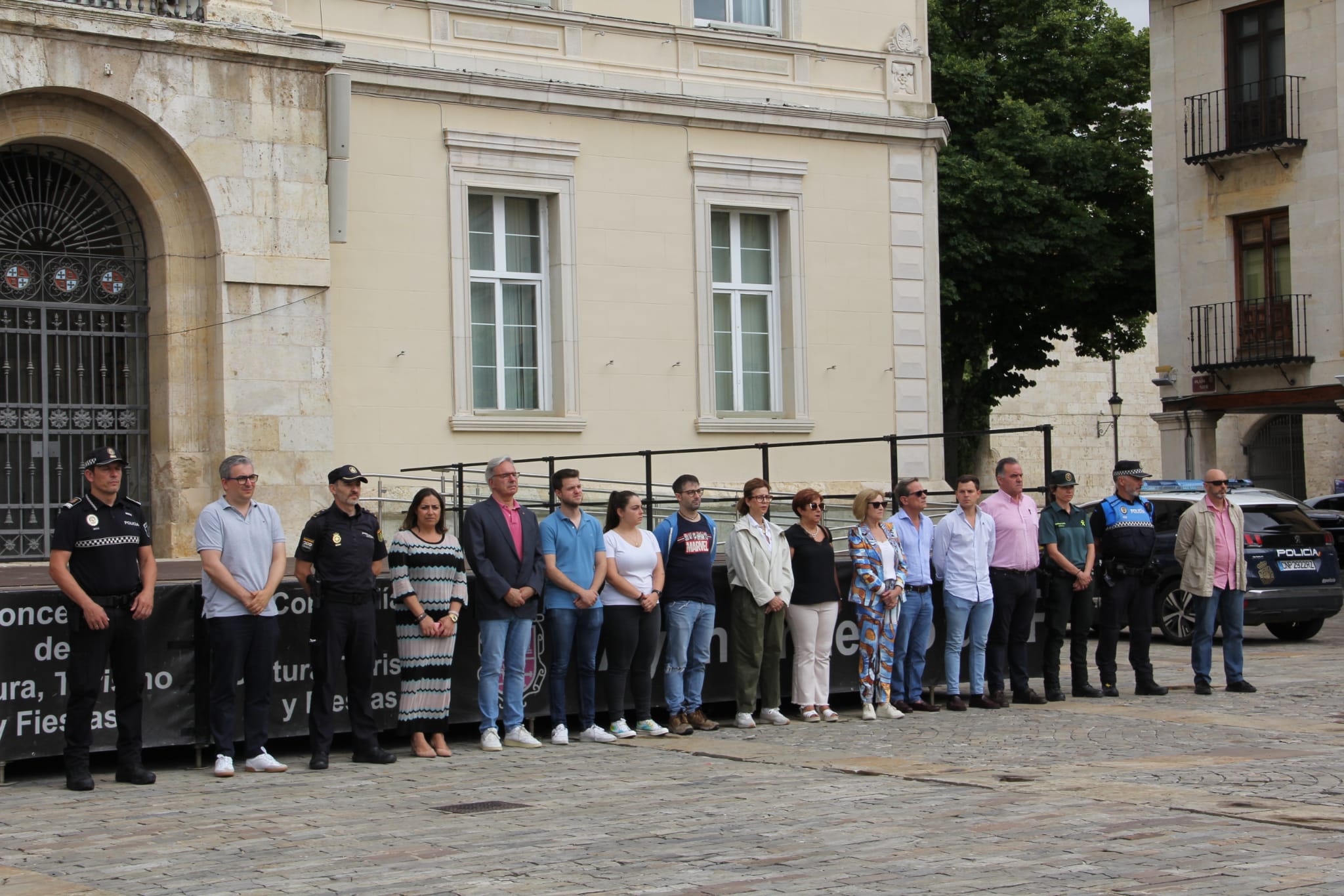 Minuto de silencio en memoria de las mujeres víctimas de violencia de género del pasado fin de semana en España