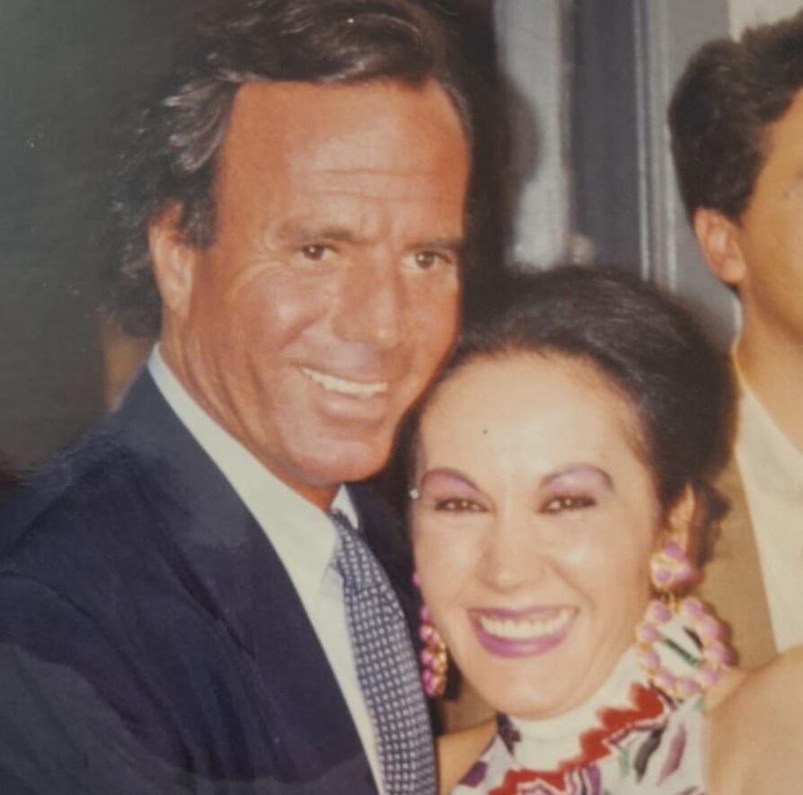 Angelines con Julio Iglesias