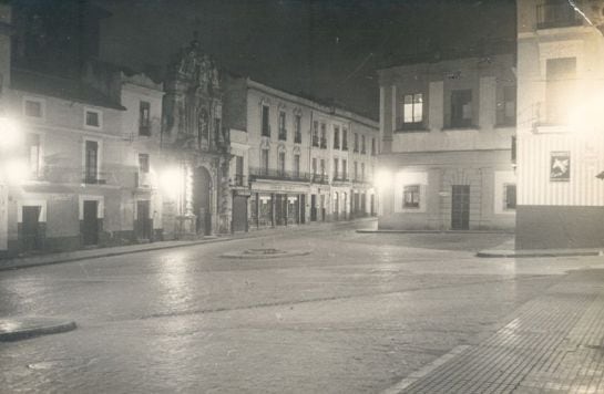 Esquina de la Calle Alfaros con Capitulares