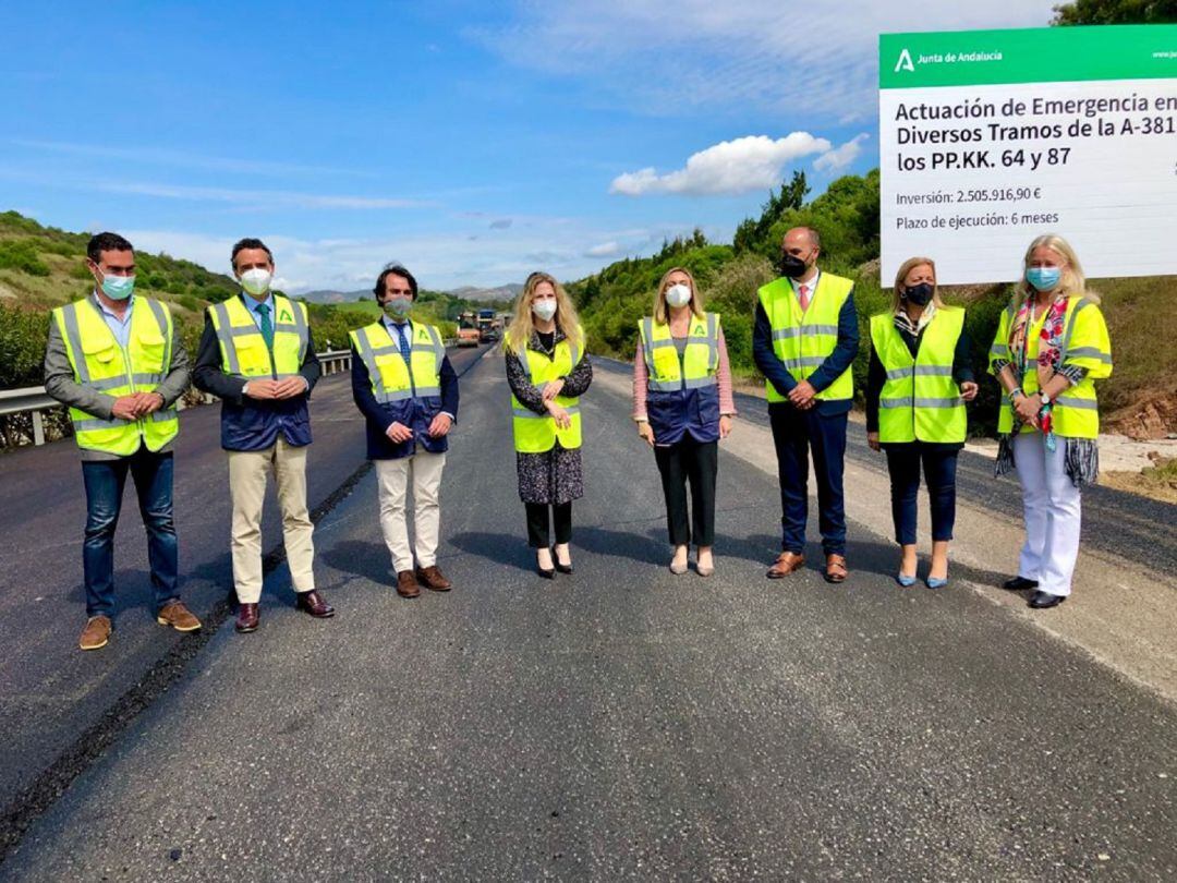 Un momento de la visita a las obras.