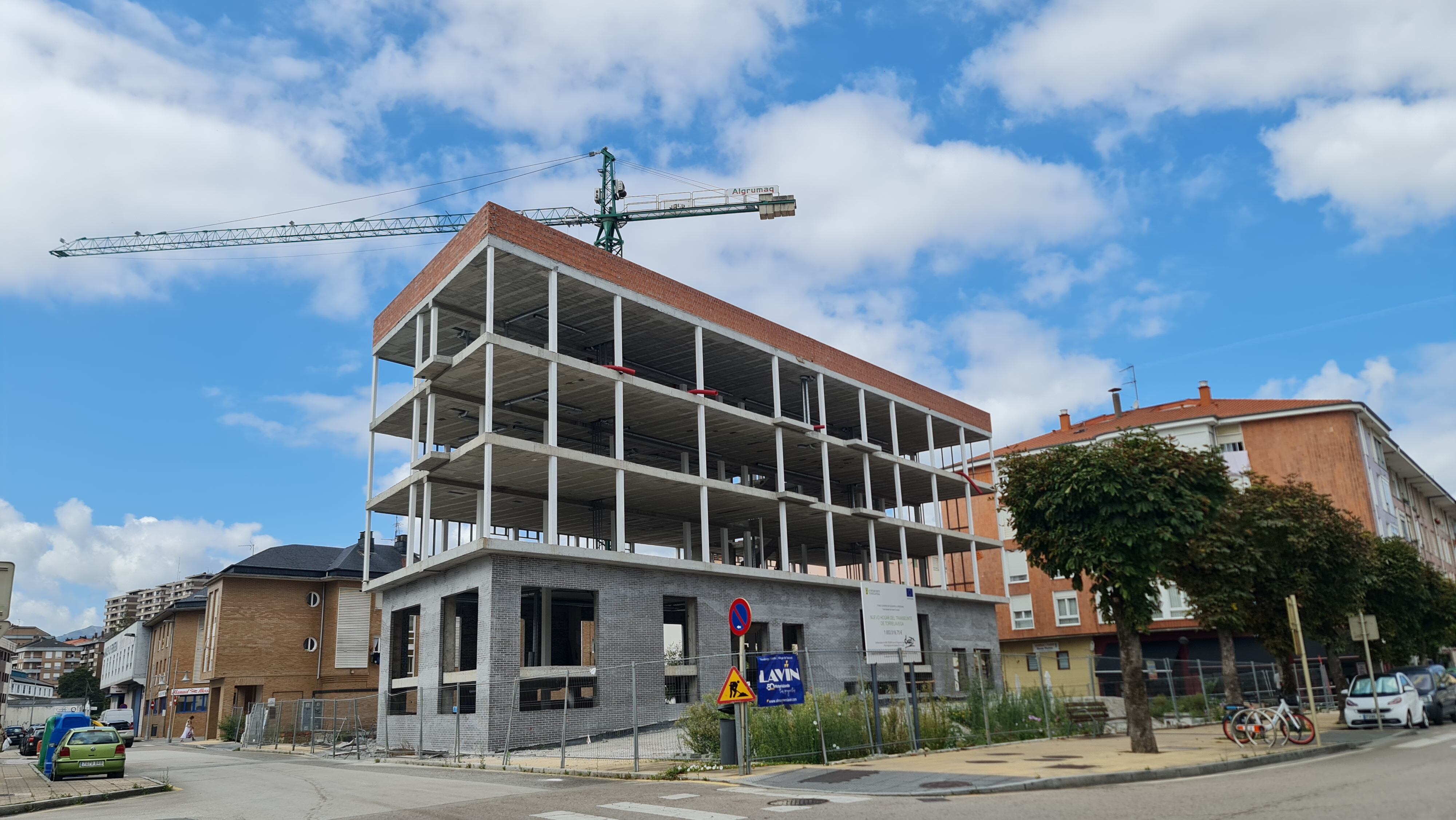 Estado actual de la construcción del Hogar del Transeúnte en Torrelavega.