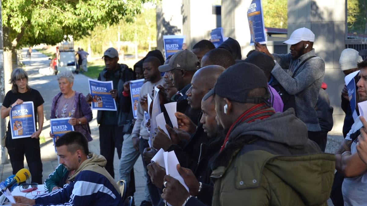 Hablamos con los malienses, que siguen a la espera de regularizar su situación