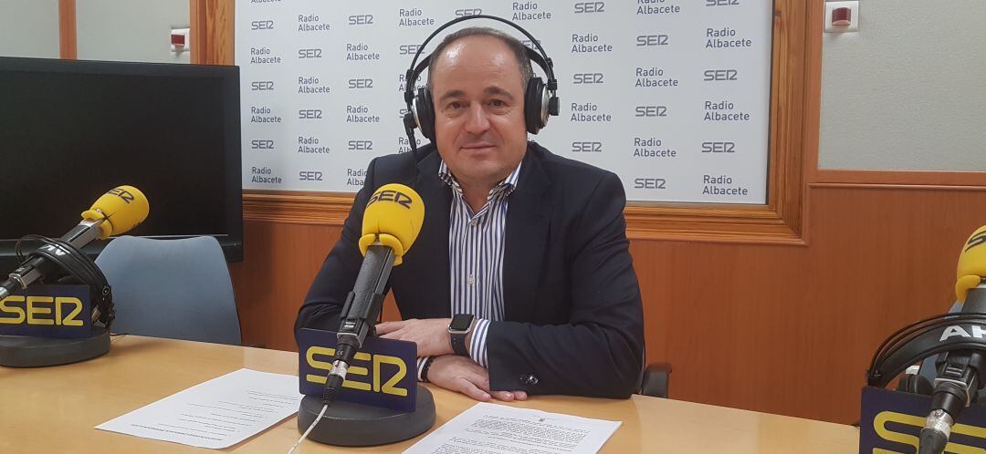 Emilio Sáez, en Radio Albacete