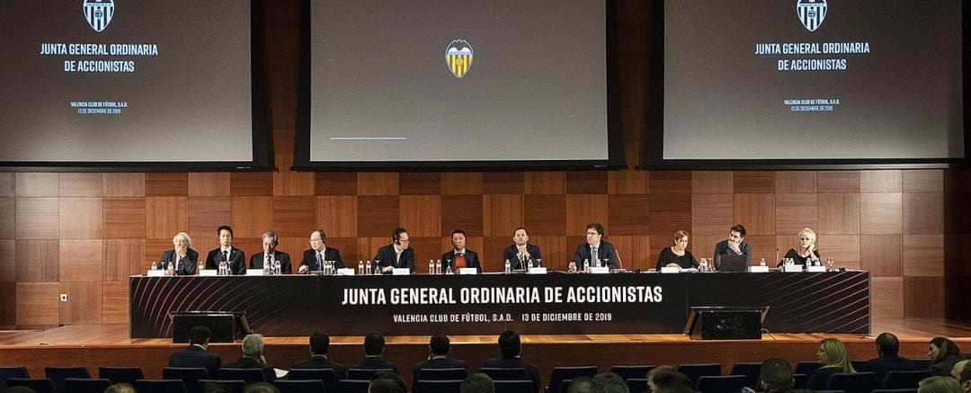 Consejo de Admón VCF: la mano ejecutiva de Peter Lim.