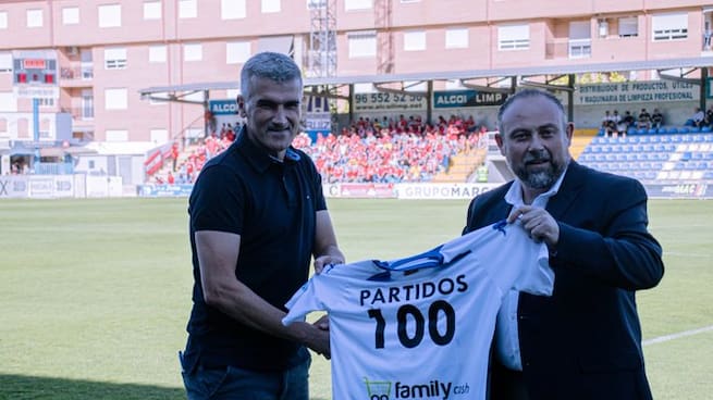 Vicente Parras, entrenador del Alcoyano después del último partido de la temporada ante el Nàstic (30/05/2022)