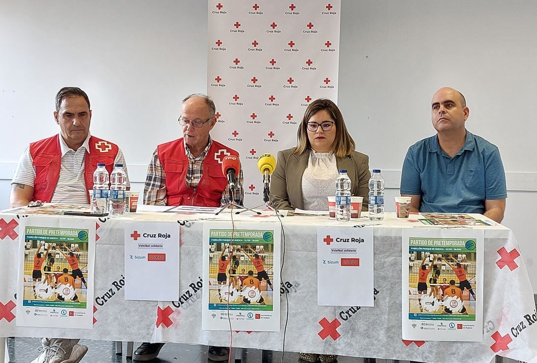 Presentación del partido benefico que disputarán Pamesa Teruel y Voleibol Zaragoza en Huesca