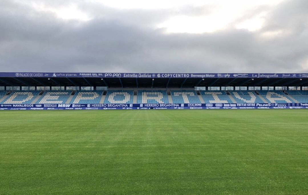 El conjunto berciano comenzará en el Carlos Tartiere el viernes 12, jugando su primer partido en el Toralin el lunes 15 recibiendo al Elche CF