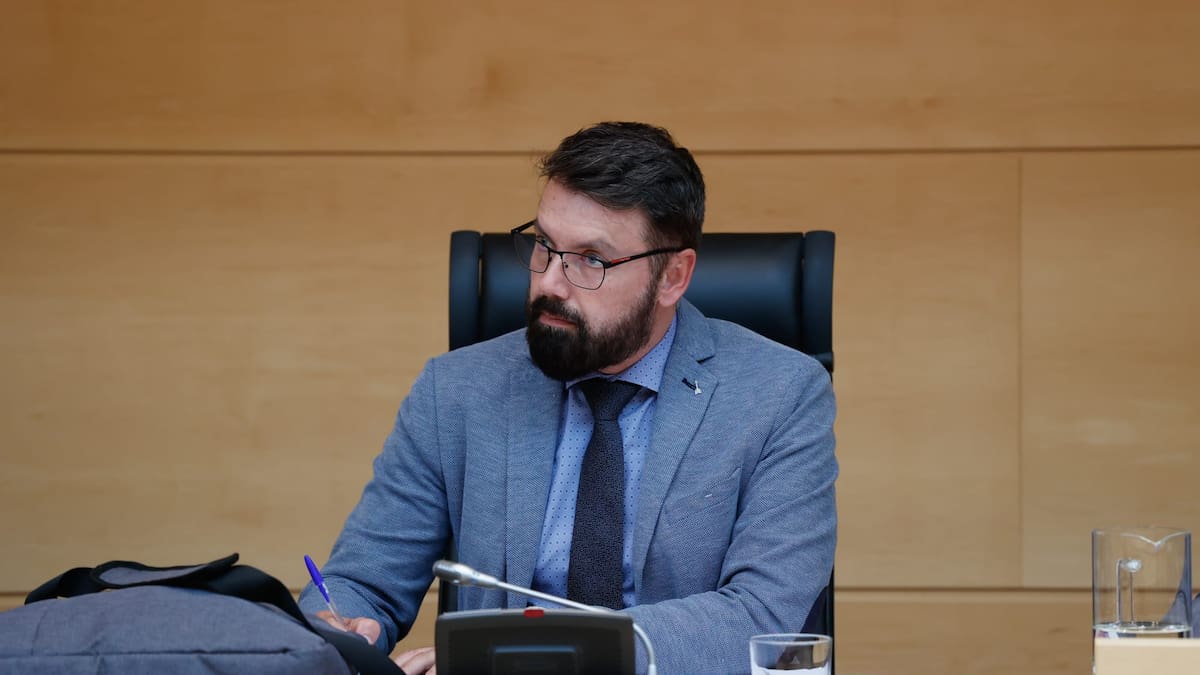 PP y VOX anulan el compromiso de hace cinco años para implantar una Unidad de Ictus en el hospital del Bierzo