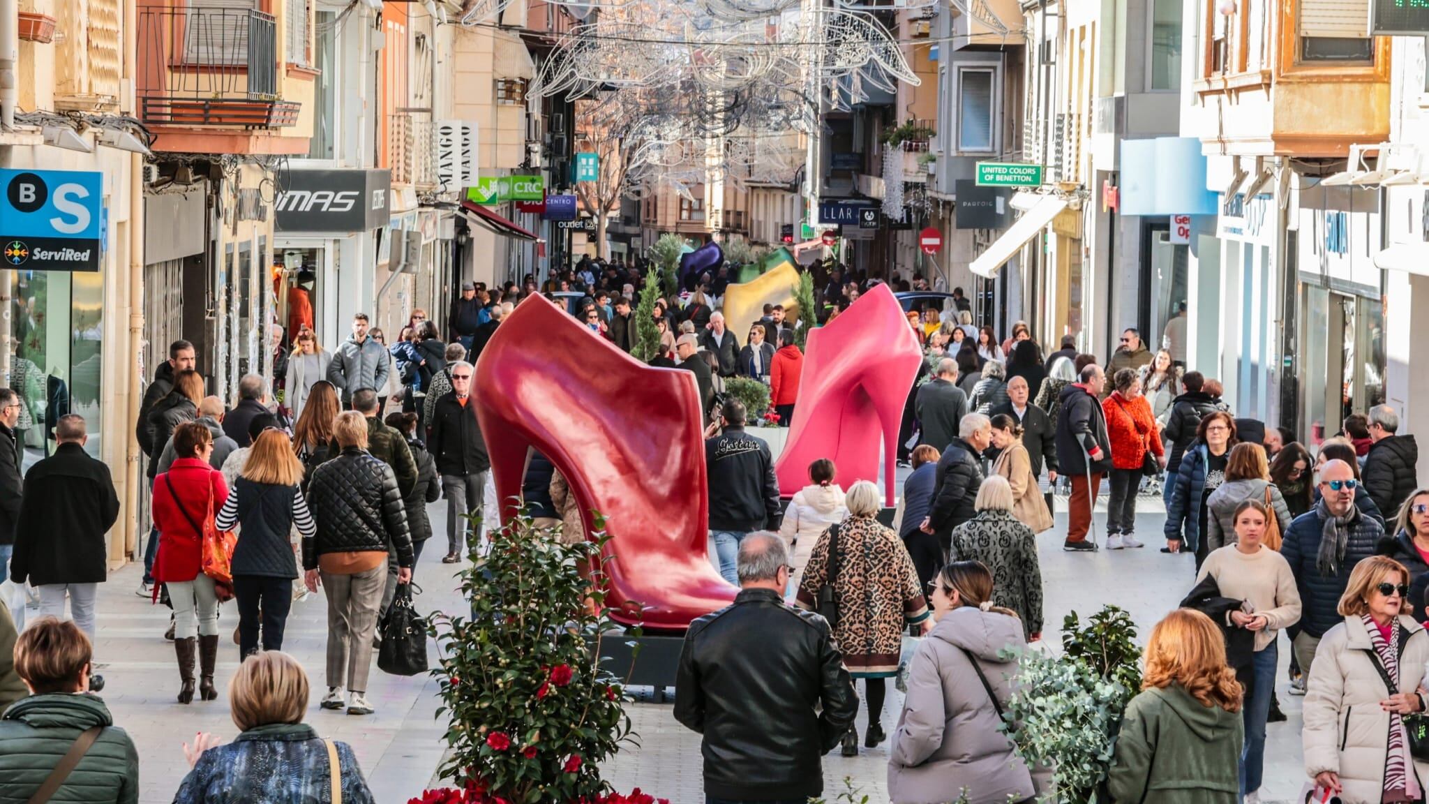 Imagen de archivo de la calle Juan Carlos I de Elda