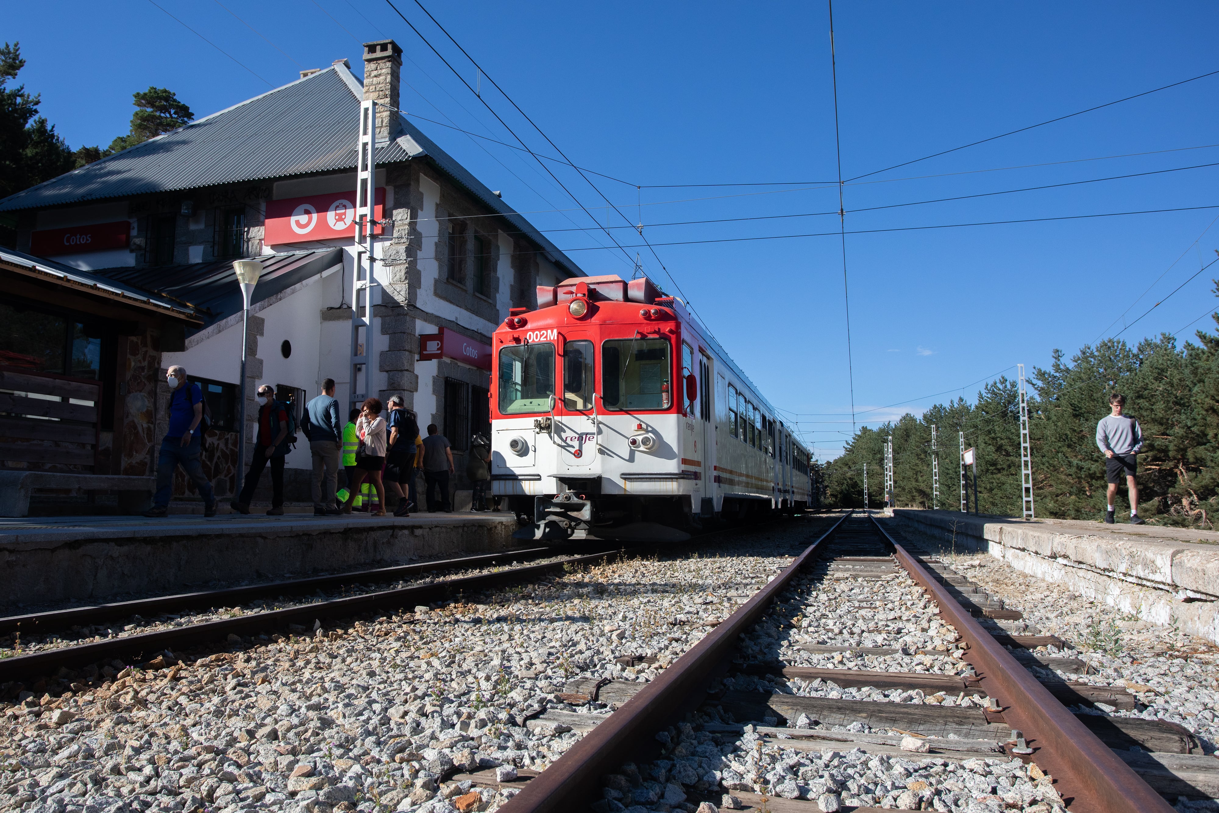 La estación de Recoletos permanecerá cerrada este lunes y Cercanías operará con alteraciones por un incidente