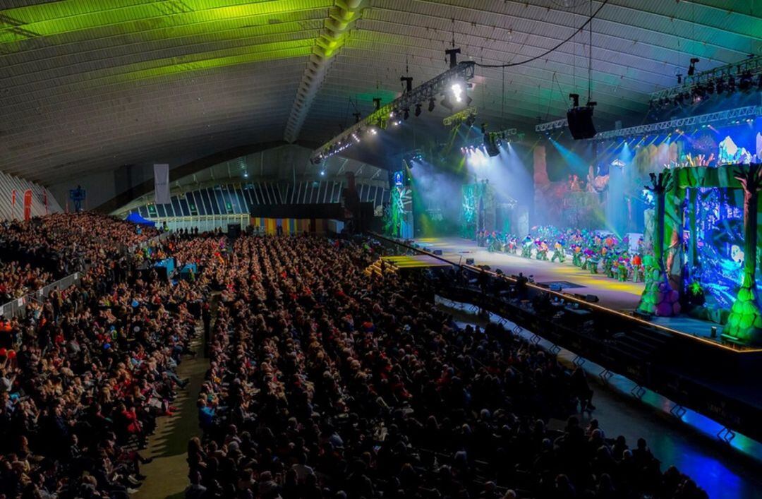 El Recinto Ferial, lleno durante la final de murgas del año pasado.