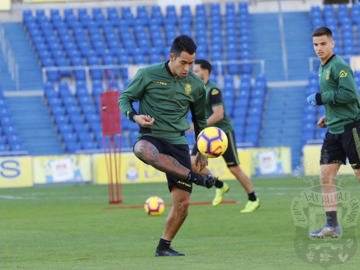 Araujo será baja ante el Extremadura por acumulación de tarjetas