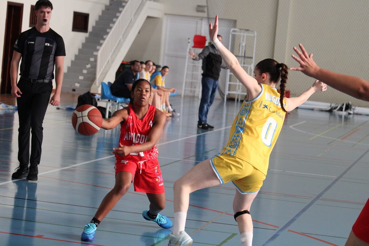 Ariagona frente al CB Telde.