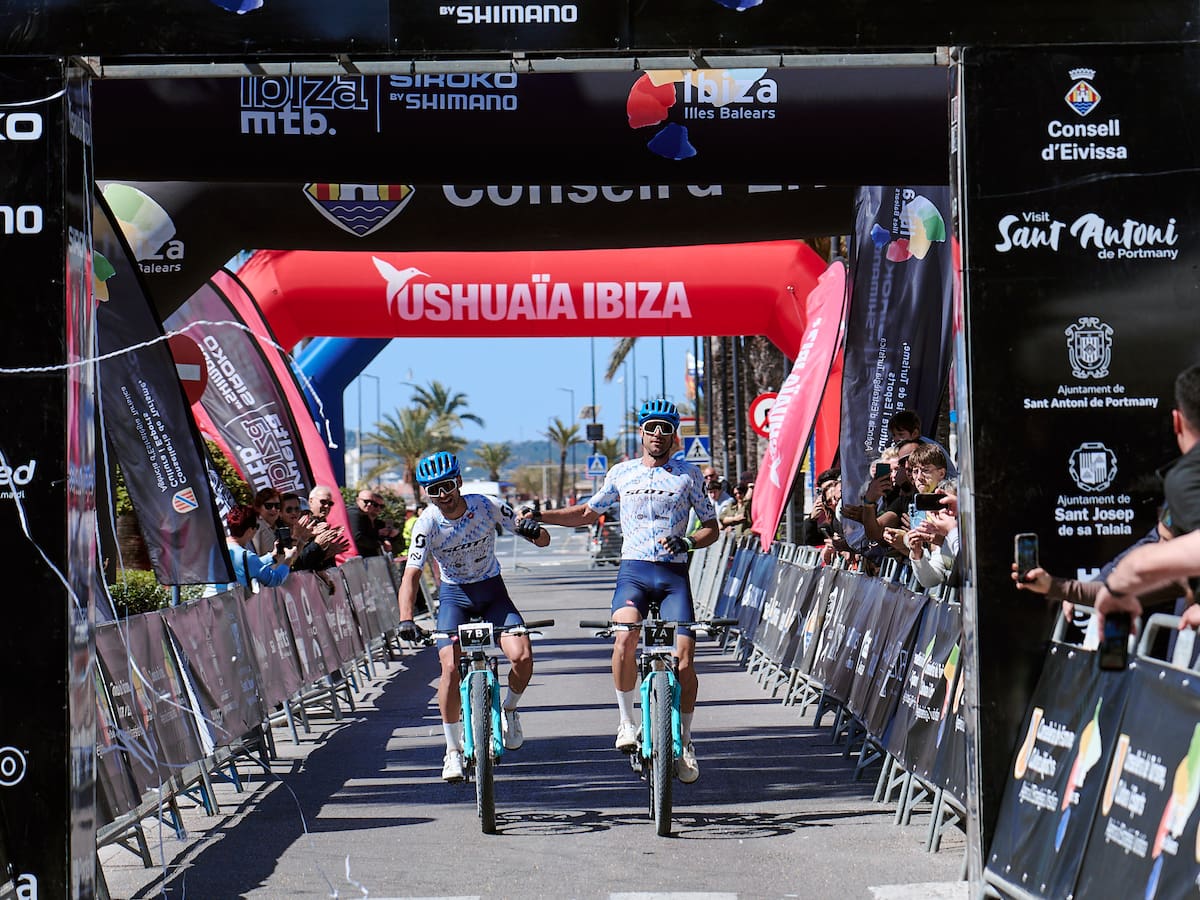 Morcillo golpea primero en la Vuelta a Ibiza y Valverde se deja ver en cabeza