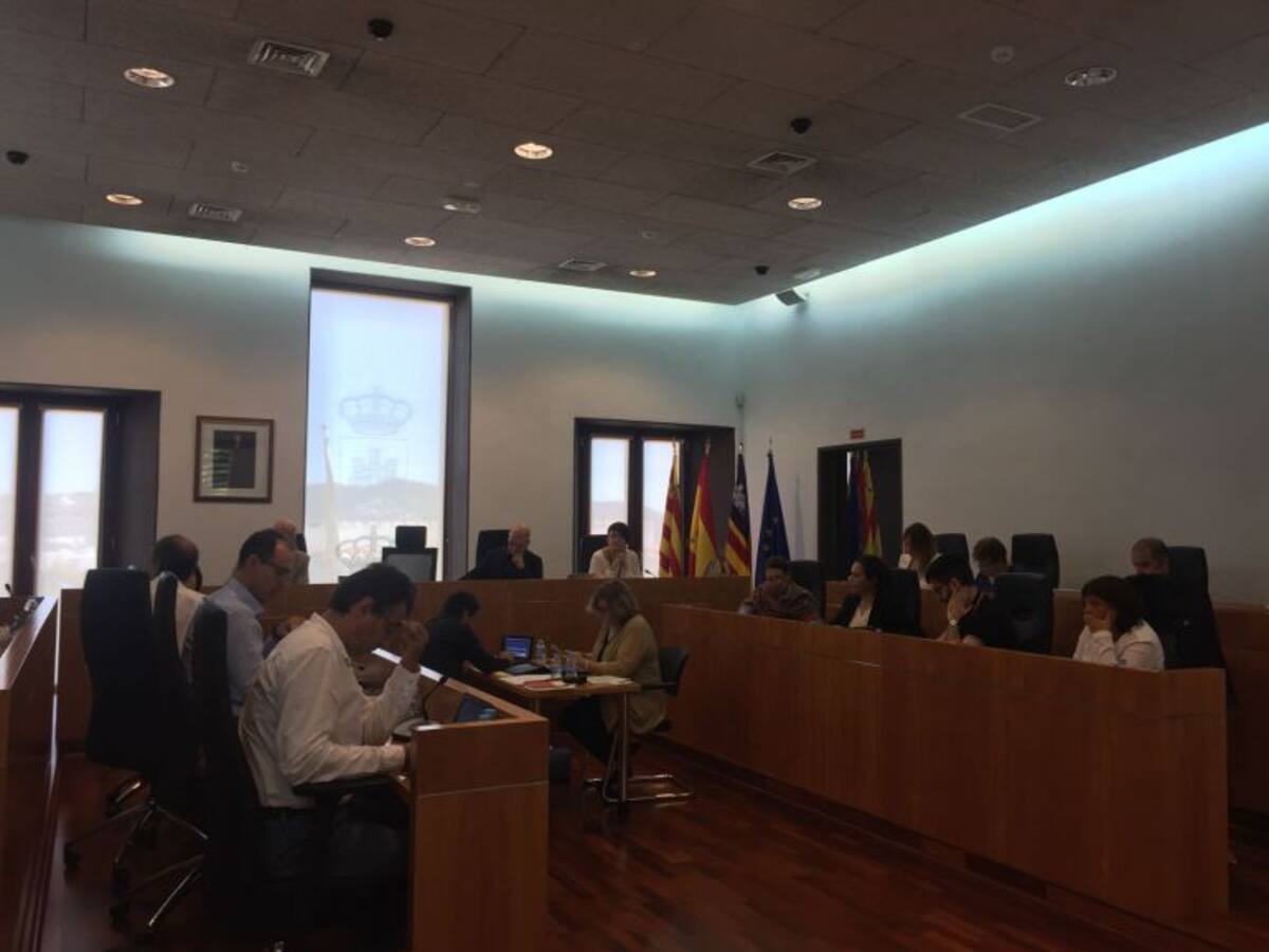 La oposición de Vila pide que se erradiquen los "puntos negros" de accesibilidad