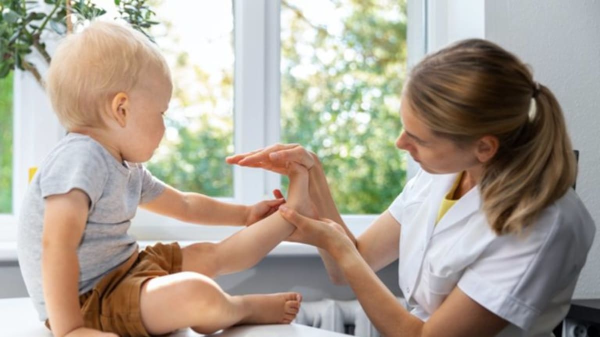 Más de 8.000 niños en Cantabria podrían quedarse sin pediatra en 2026, según el sindicato médico