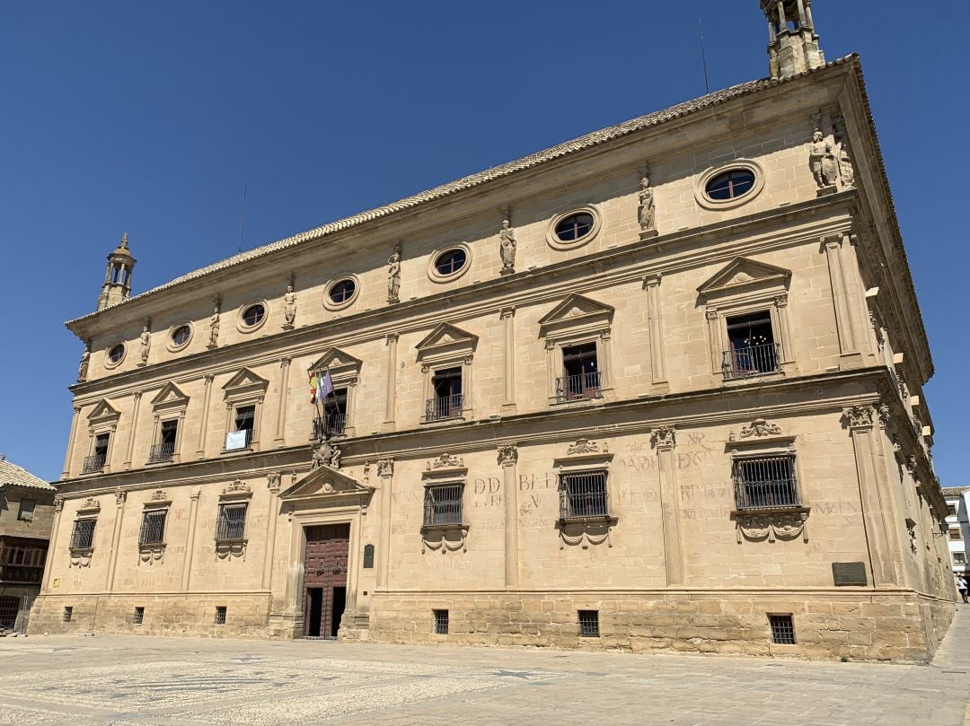 Palacio de las Cadenas, edificio que acoge las dependencias del Ayuntamiento de Úbeda