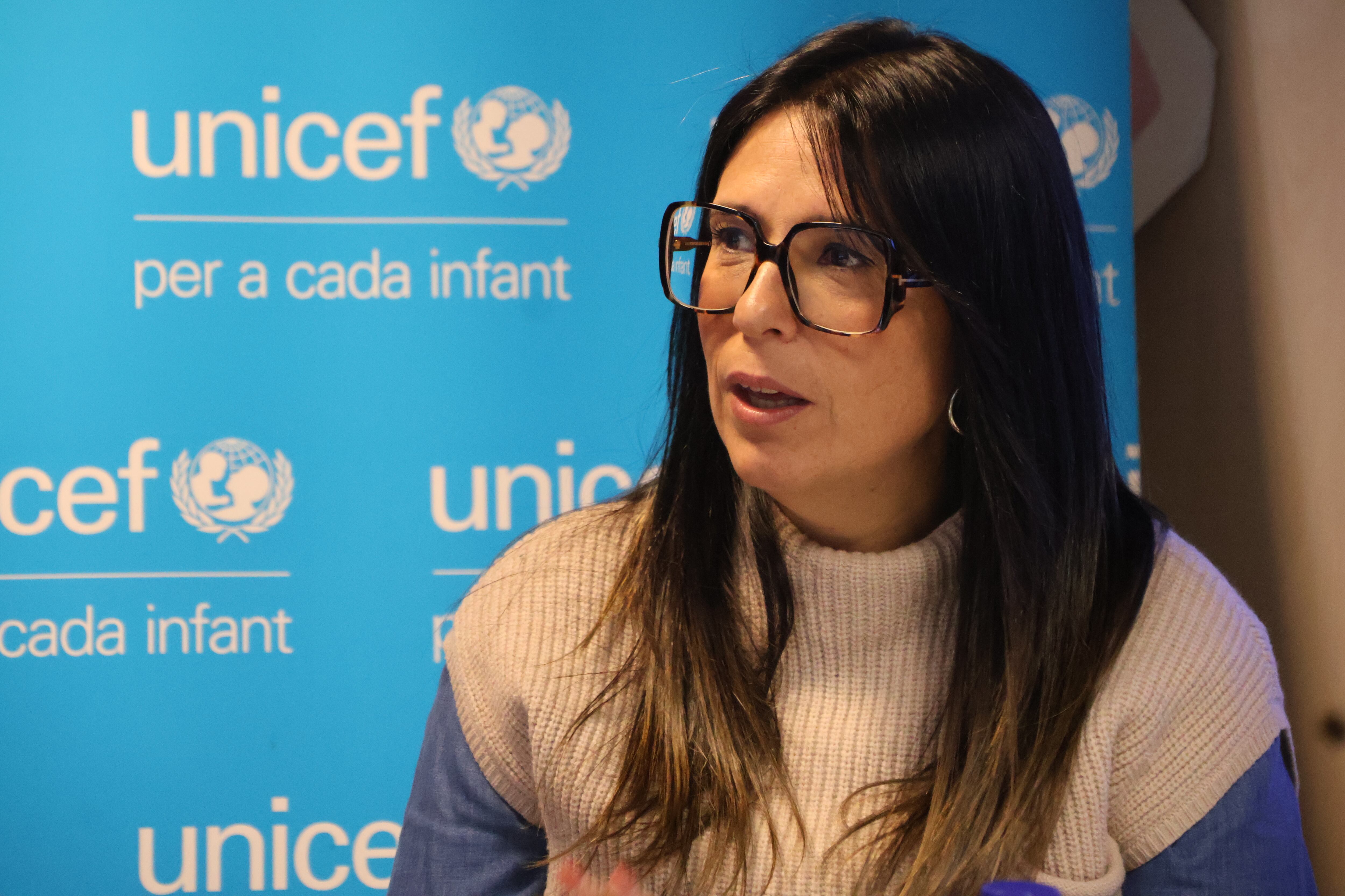 La directora executiva d'Unicef, Dàmaris Castellanos, durant la presentació de l'Observatori.