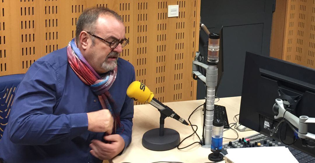 El consejero de Educación, en los estudios de la SER