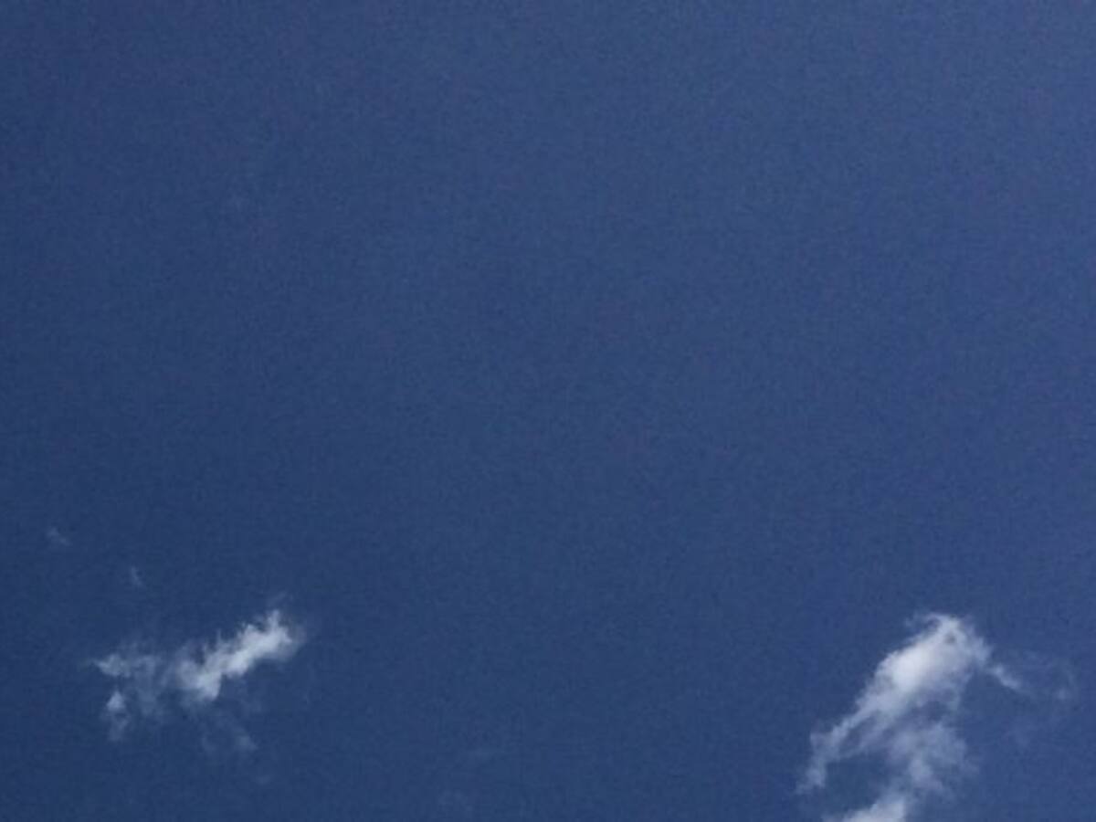 Hoy se prevén cielos despejados, con intervalos nubosos a mediodía