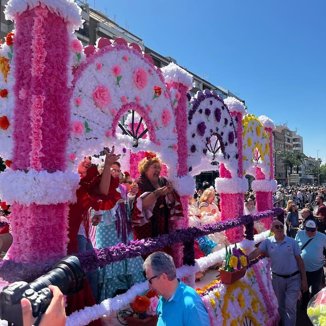 Carroza de la Batalla de las Flores 2026 (A.M.)