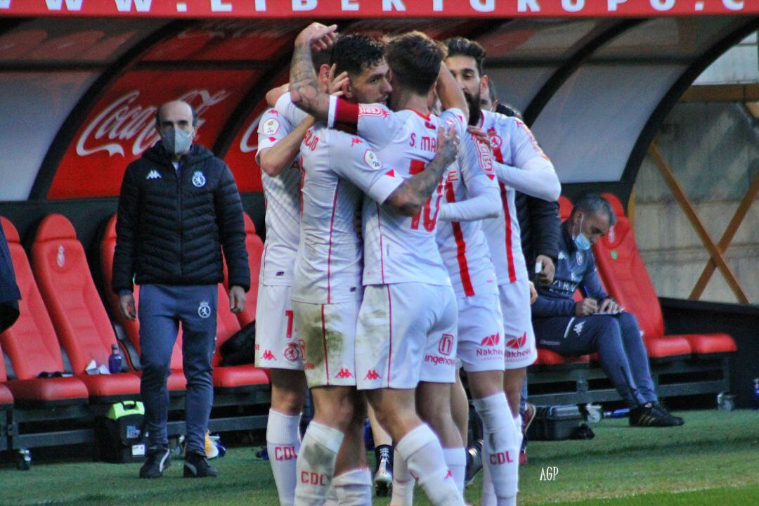 La Cultural celebra uno de sus últimos goles en casa