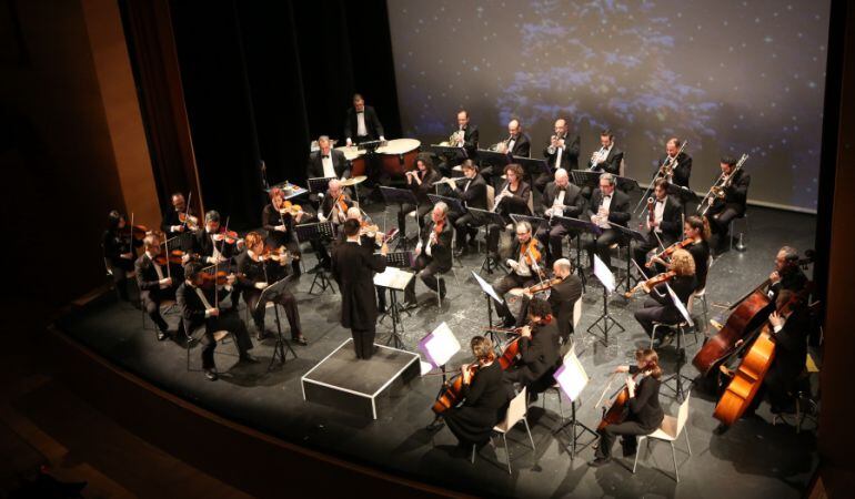 La joven orquesta Johann Strauss brindará por el 2017 con su Concierto de Año Nuevo en el escenario del Teatro Municipal