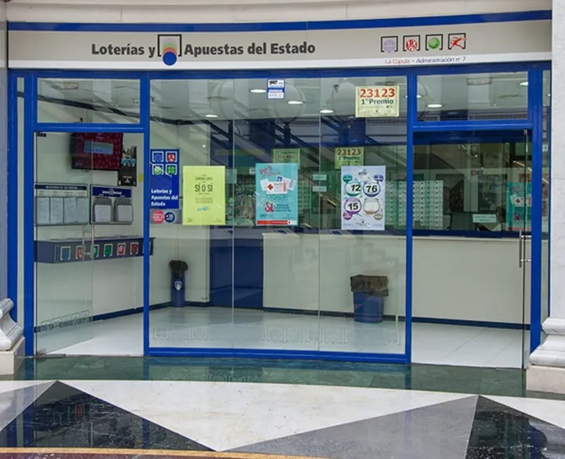 Administración de Loterías número 7 de San Sebastián de los Reyes (Madrid), situada en el Centro Comercial Plaza Norte, en la Avenida Juncal