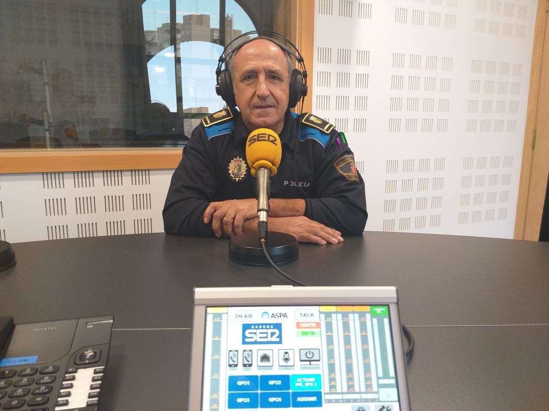 Pedro Cervel, Jefe de Policía Local de Getafe, habla en nuestros estudios sobre el proyecto para prevenir situaciones racistas y delitos de odio al que se ha sumado Getafe