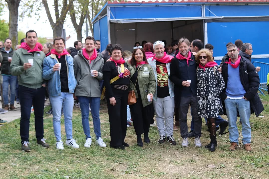 Amplia presencia institucional