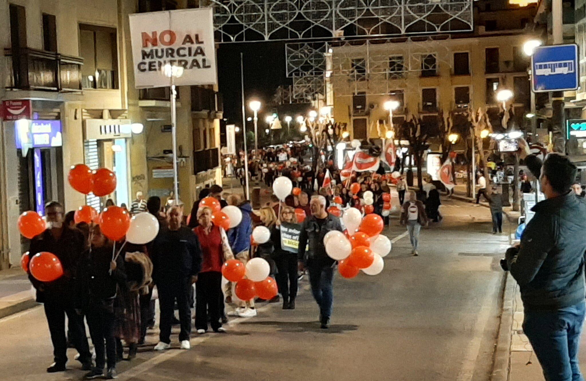 Cadena humana para protestar por el Plan de Movilidad