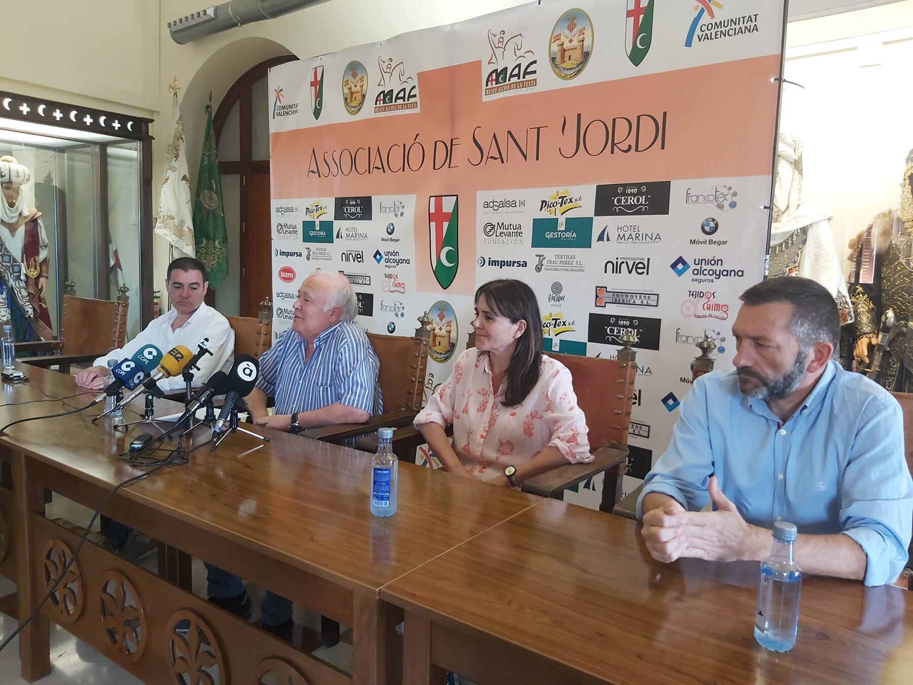 Paco García, Juan José Olcina, Mónica Jover y Kike Romá, en la rueda de prensa de presentación del vídeo en 3D