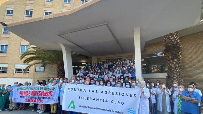 Médicos de Málaga reclaman más protección (archivo)