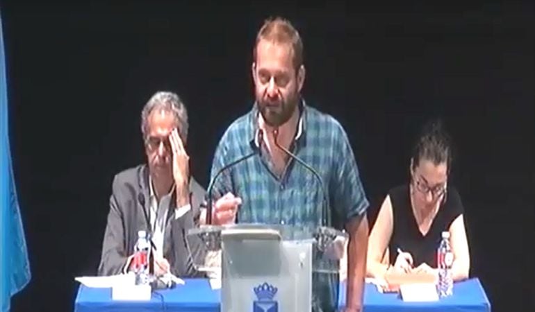 Fran Muñoz, portavoz de Leganemos, ha sido el primero en dar la réplica al alcalde