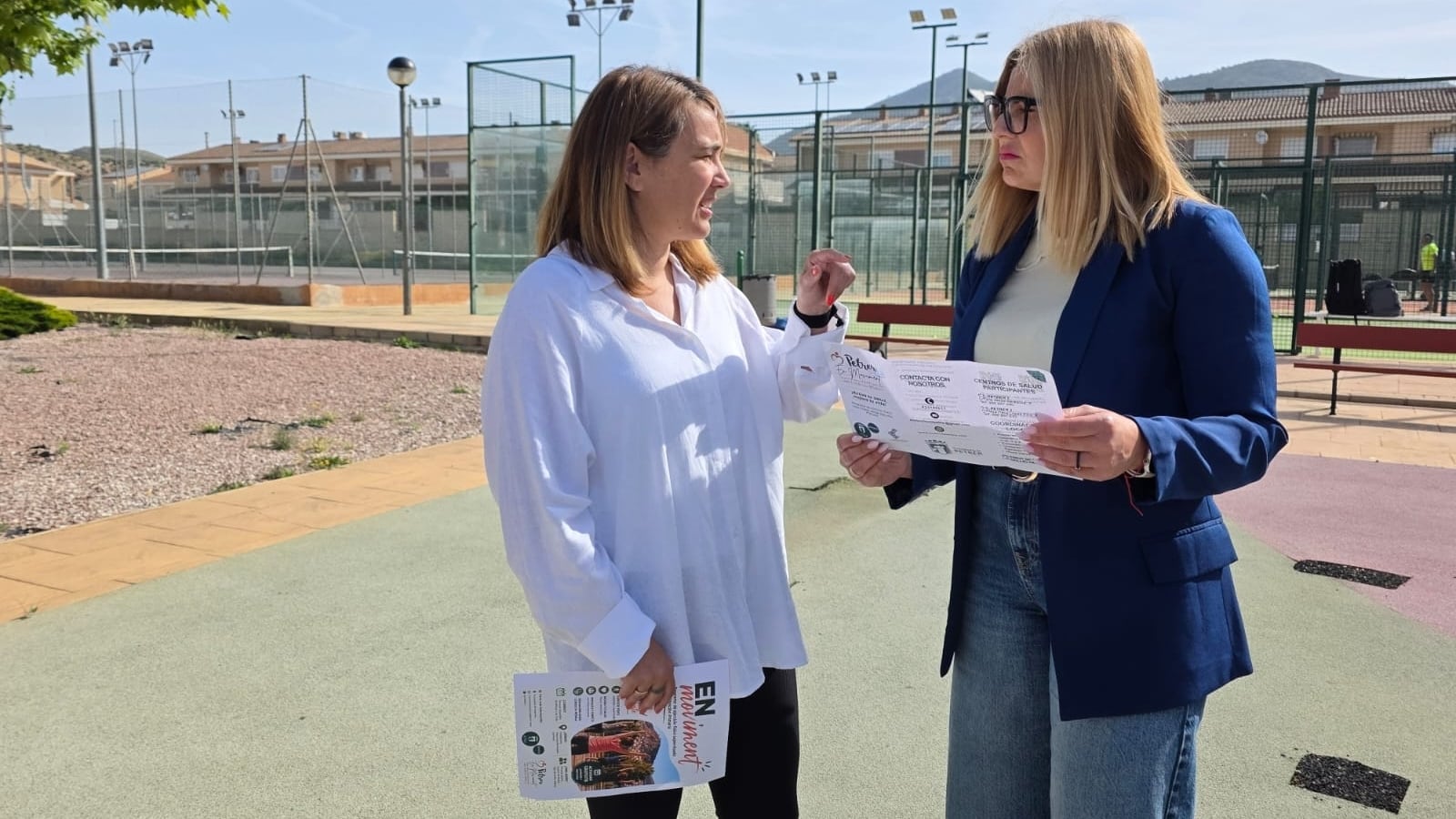 Patricia Martínez, concejala de Deportes de Petrer; junto a Irene Navarro, alcaldesa de la localidad