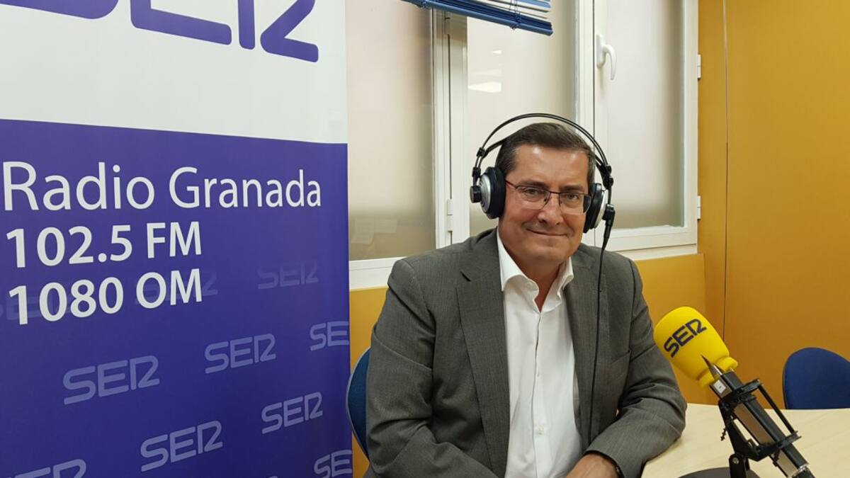 Entrena: "No permitiré más tomaduras de pelo con Granada sobre el AVE"