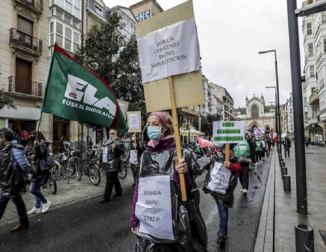 Manifestación de trabajadores de Vithas San José Vitoria