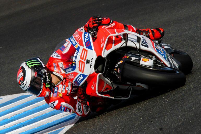 Jorge Lorenzo en el circuito de Jerez antes de comenzar el Mundial