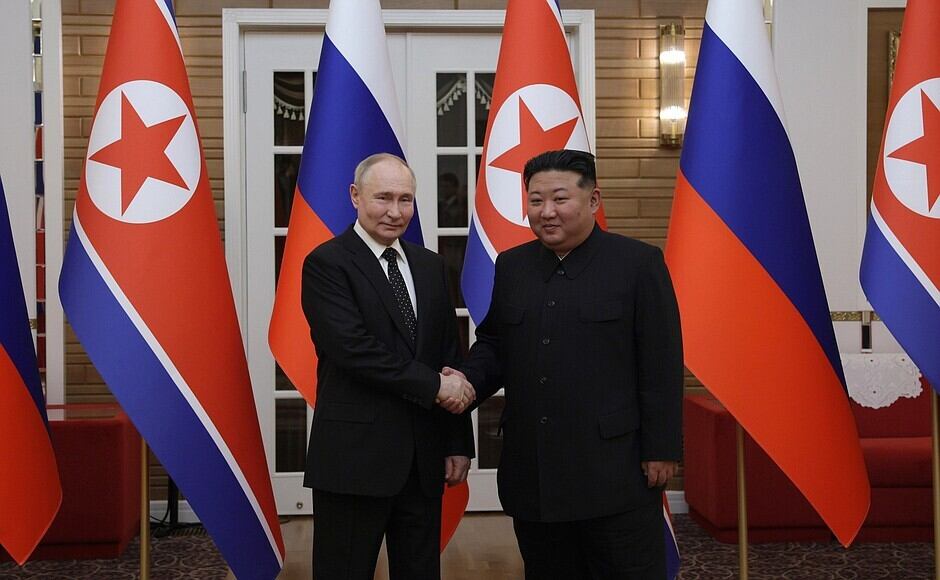 Vladimir Putin y Kim Jong-Un durante su encuentro en Pyongyang