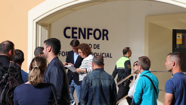 Aspirantes a policía local en la prueba de este viernes