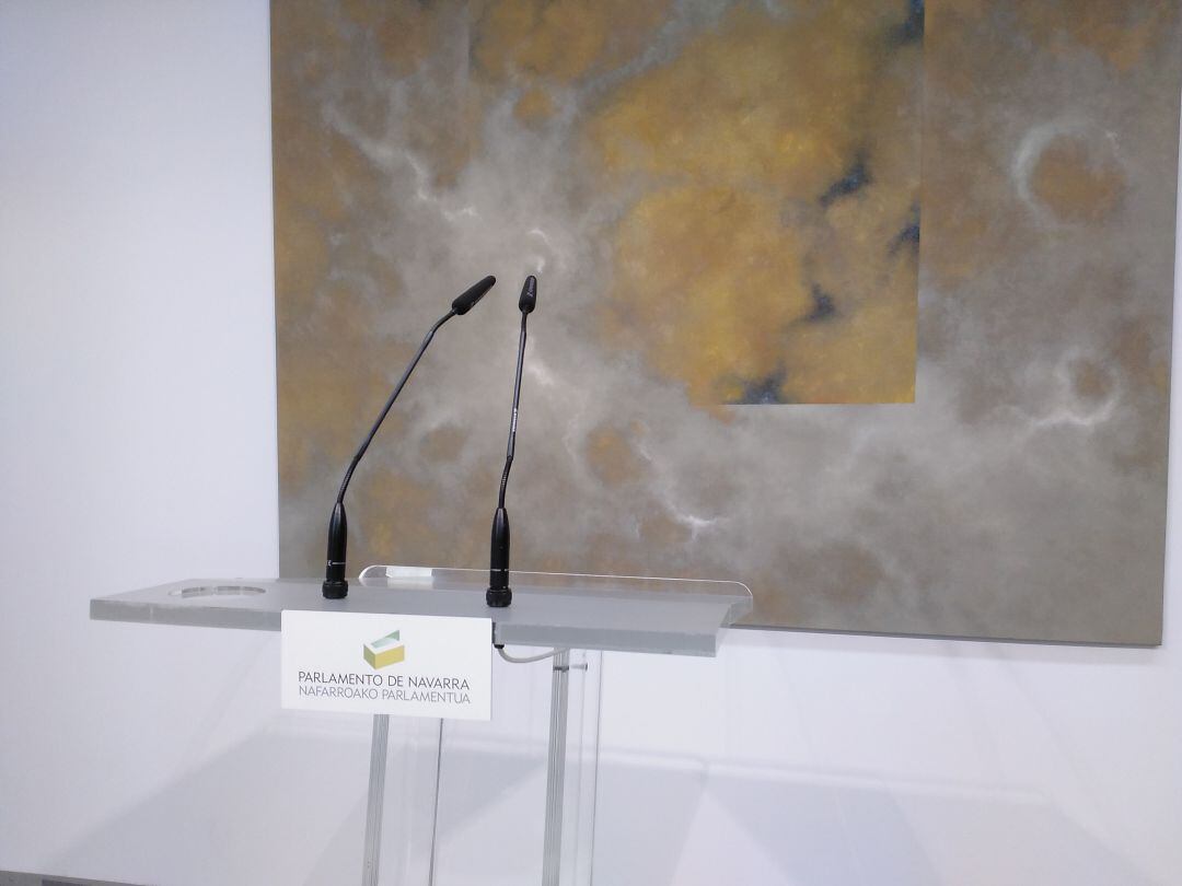 Sala de prensa tras la Mesa y Junta del Parlamento de Navarra