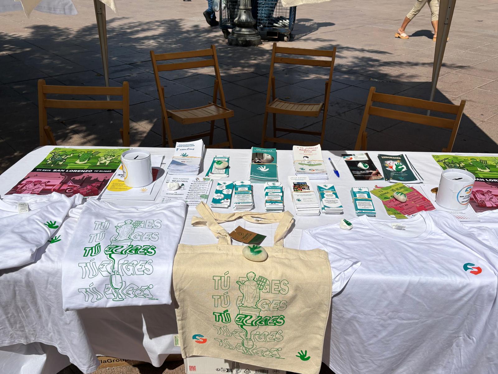 Mesa informativa del Centro de Solidaridad Interdiocesano