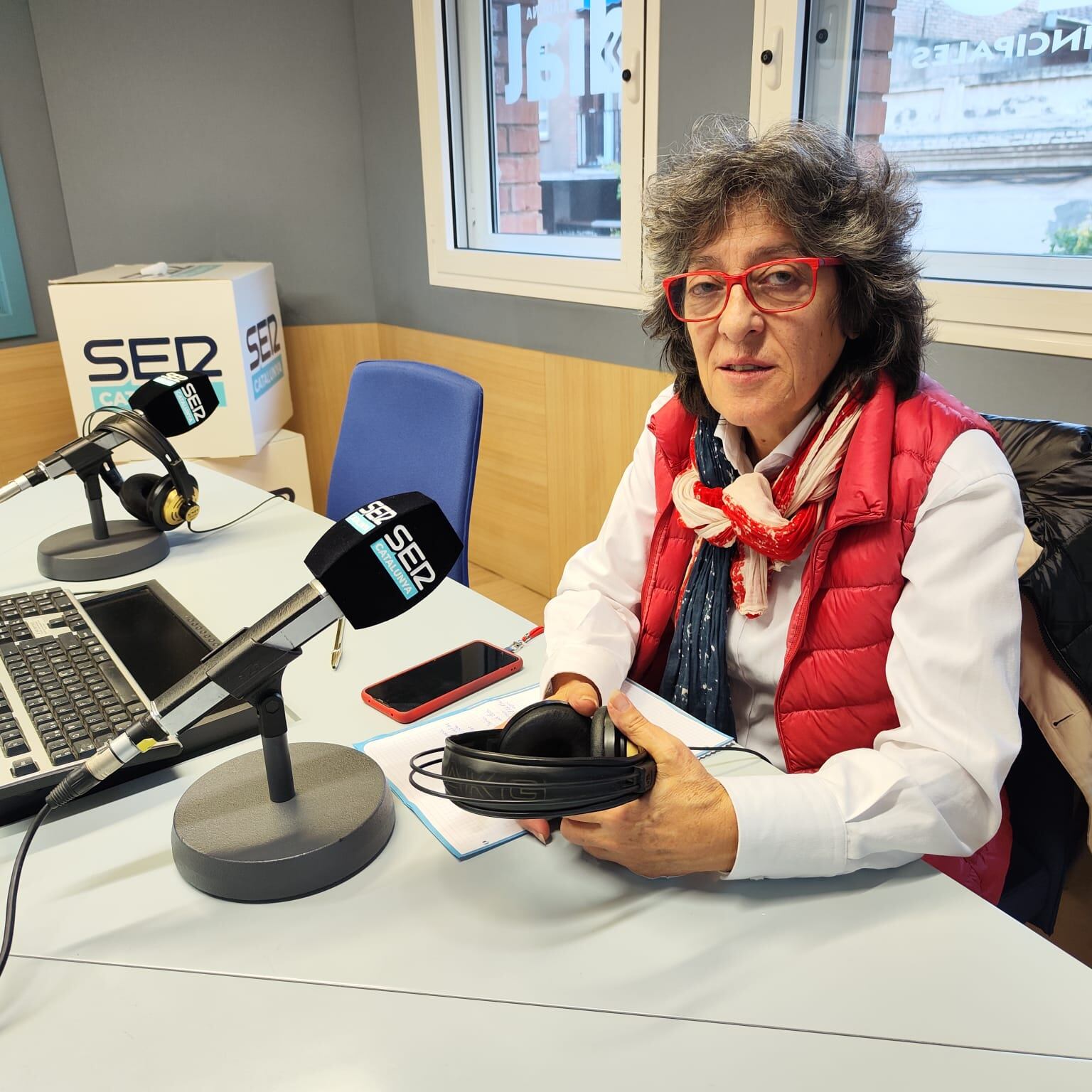 Un moment de l'entrevista a Pepa Piquer a Ràdio Lleida.