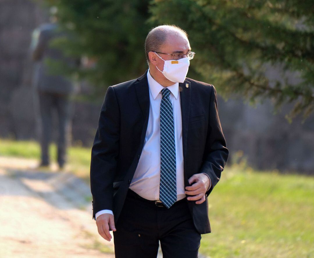 El presidente de Aragón, Javier Lambán, a su llegada a la Conferencia de Presidentes