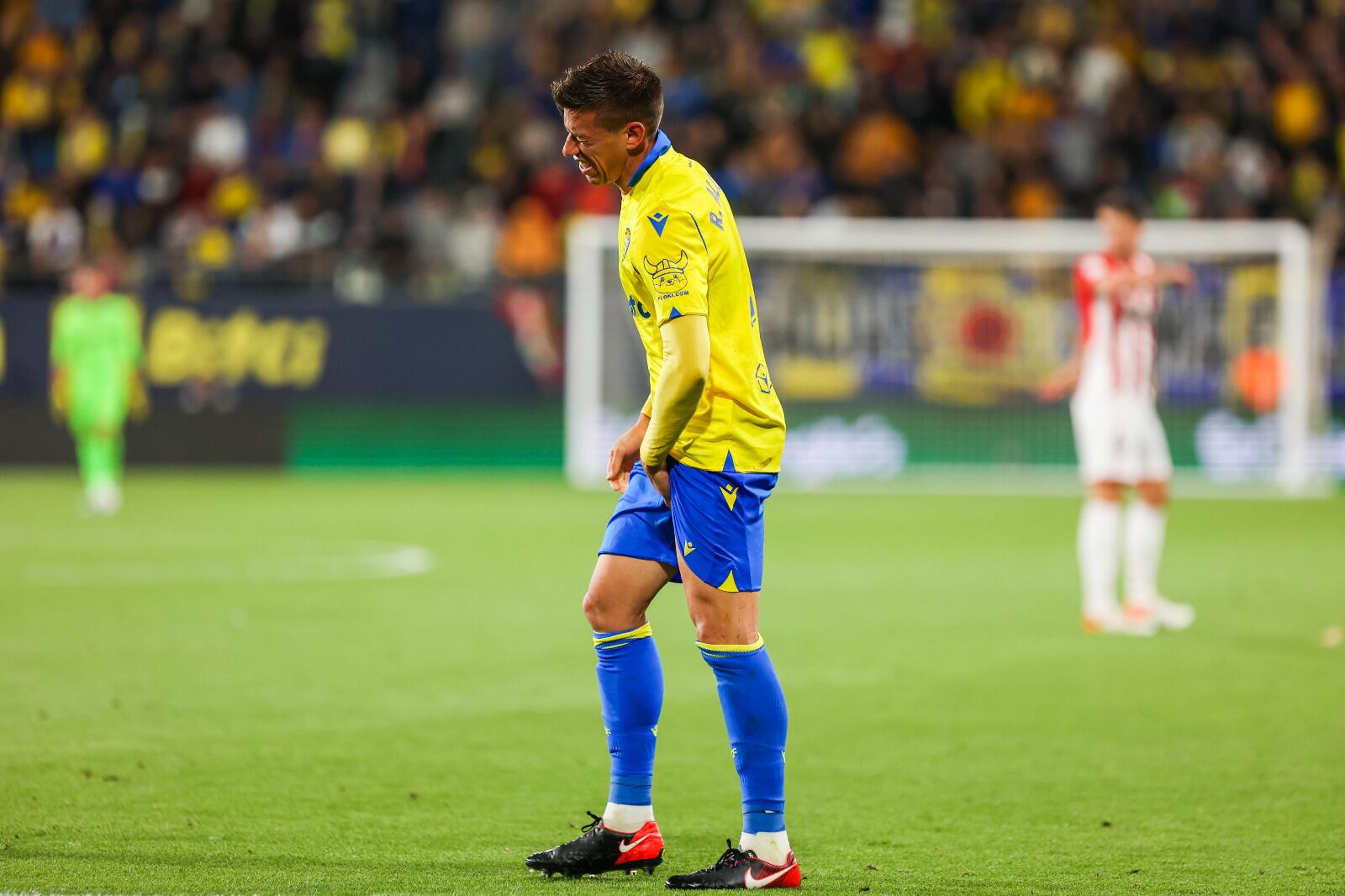 Rubén Alcaraz no estará ante el Sevilla FC