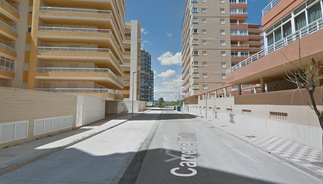 Aceras de una calle de la Playa de La Goleta.