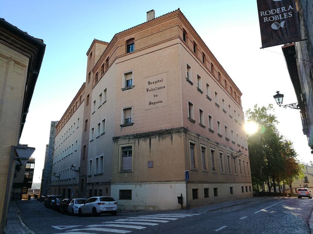  La plataforma por la reapertura del Policlínico lleva años luchando por dotar al casco antiguo de un centro sanitario 