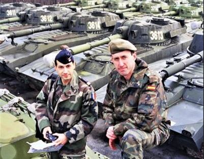 El teniente coronel, Alberto Hidalgo durante una de las misiones de verificación de la UVE