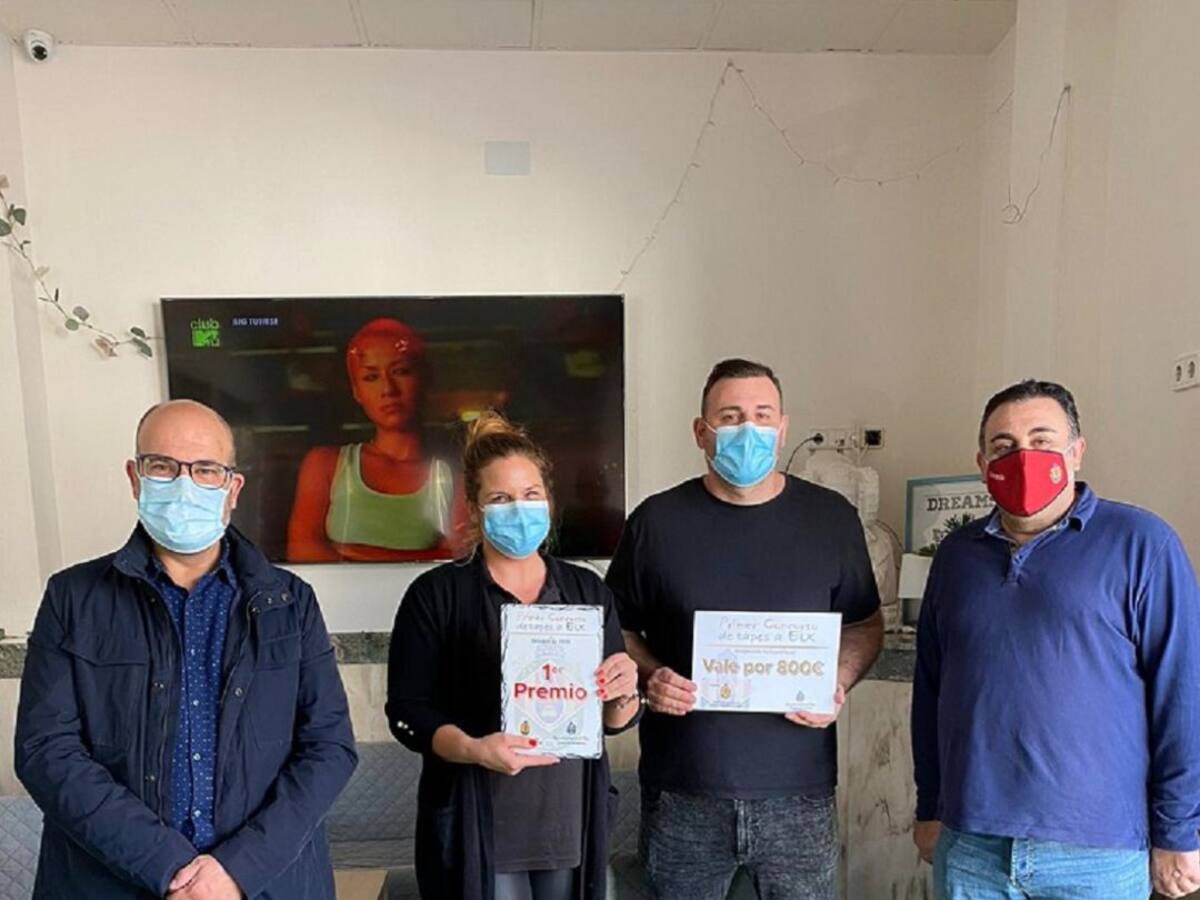 La "Explosión ilicitana" gana el primer Concurso 'De Tapes a Elx'