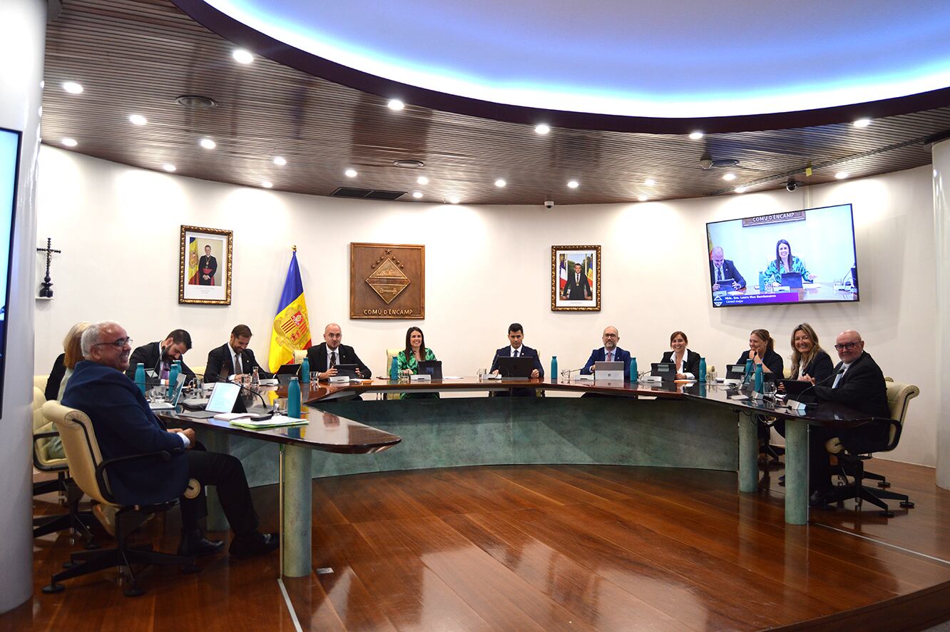 Sessió del consell de comú d'Encamp